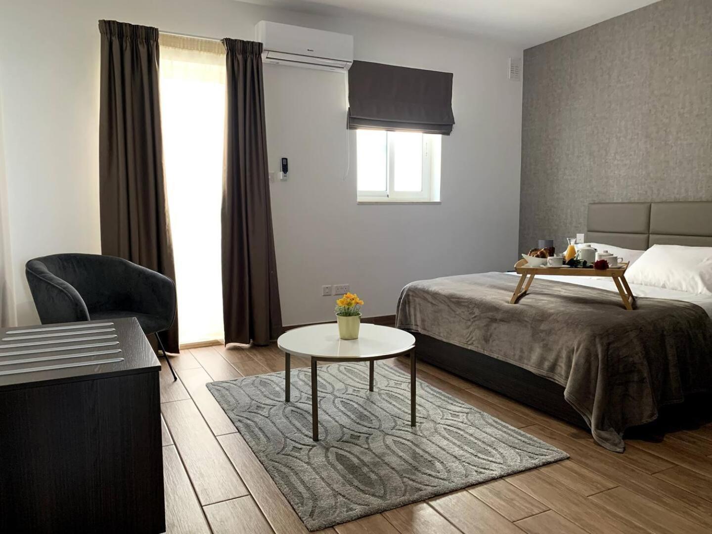 Apartament Dearborn Seafront San Pawl il-Baħar Zewnętrze zdjęcie
